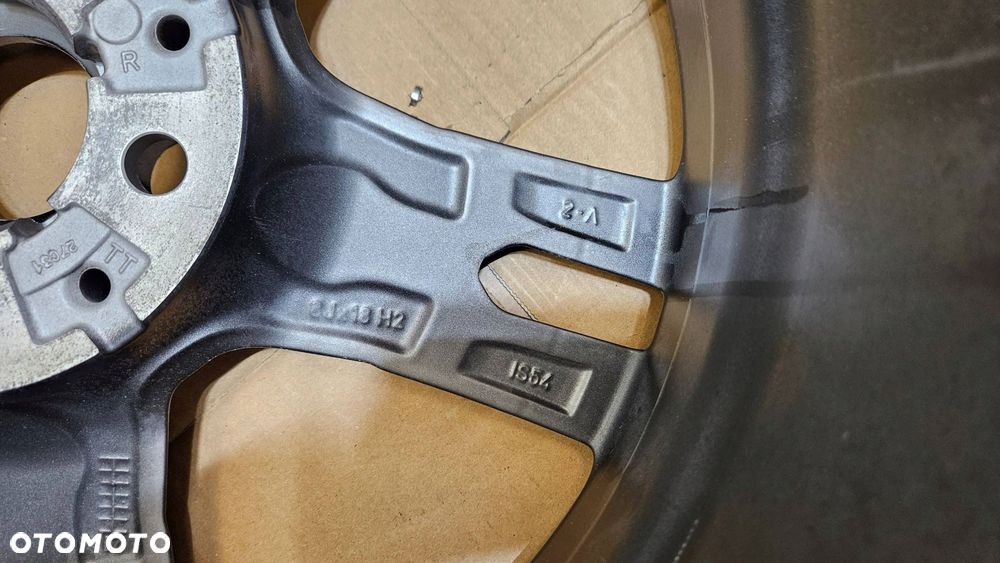 felga aluminiowa bmw f40 8x18" et54 8053524 - 8