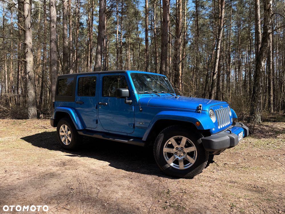 Jeep Wrangler 3.6 Unlim Sahara - 3