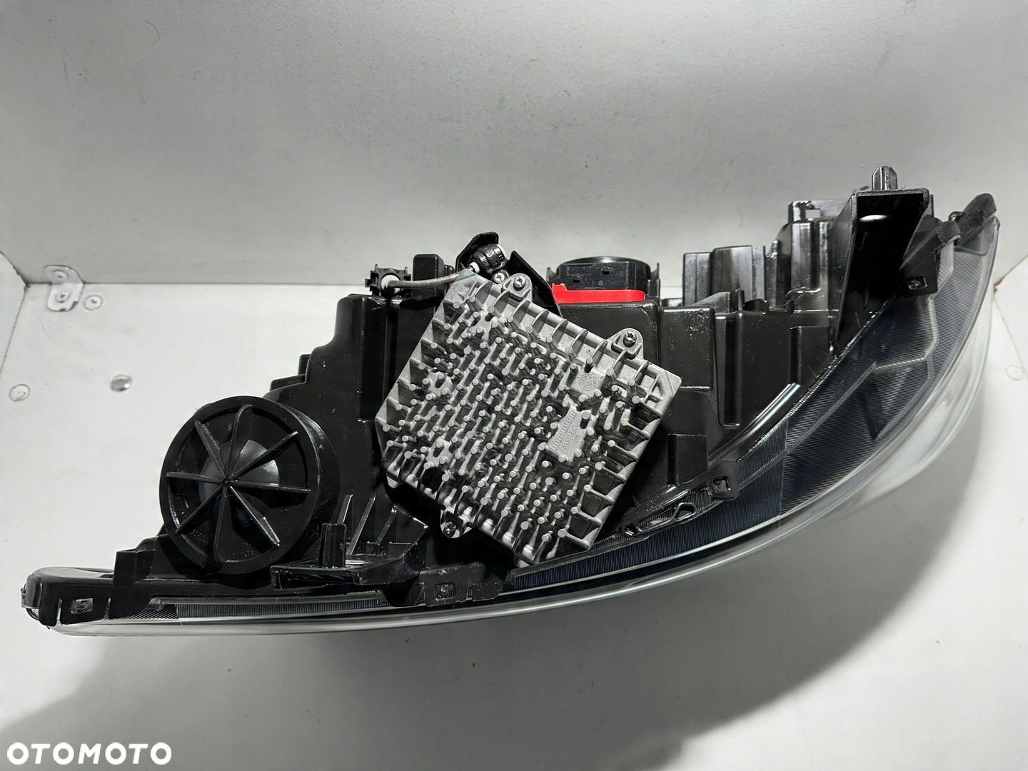 Reflektor Lampa Prawa Full LED Iveco S-Way 5802905483 - 12
