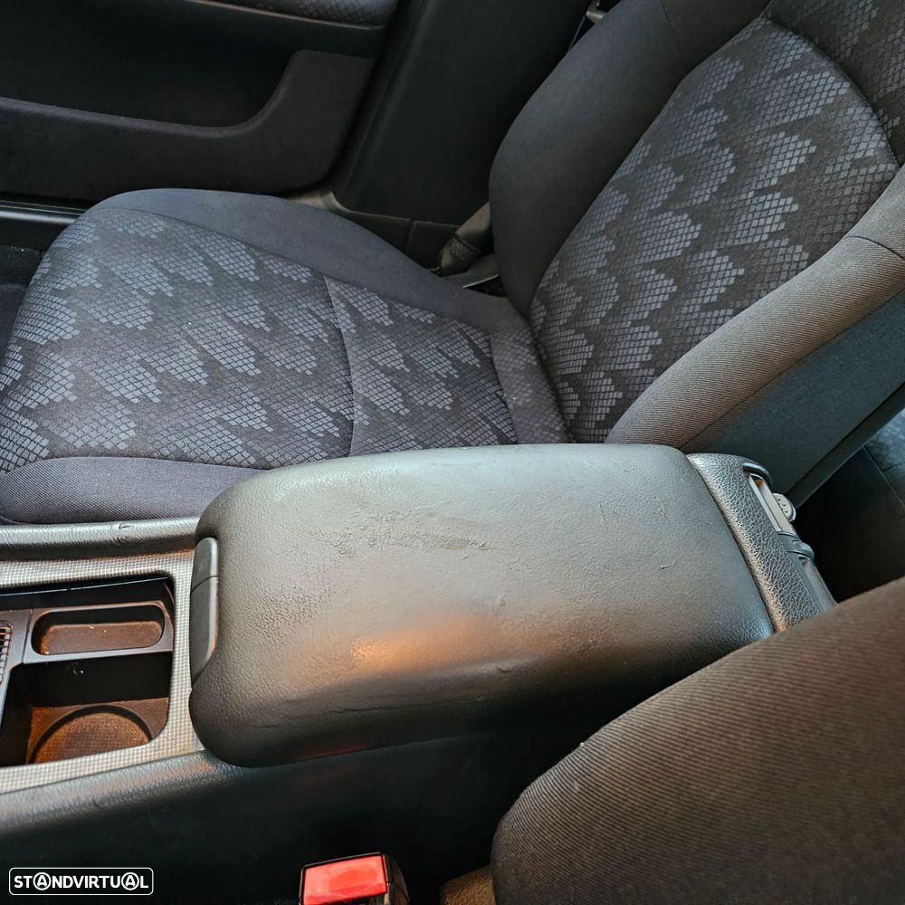 Mercedes-Benz C 220 CDi Avantgarde - 12