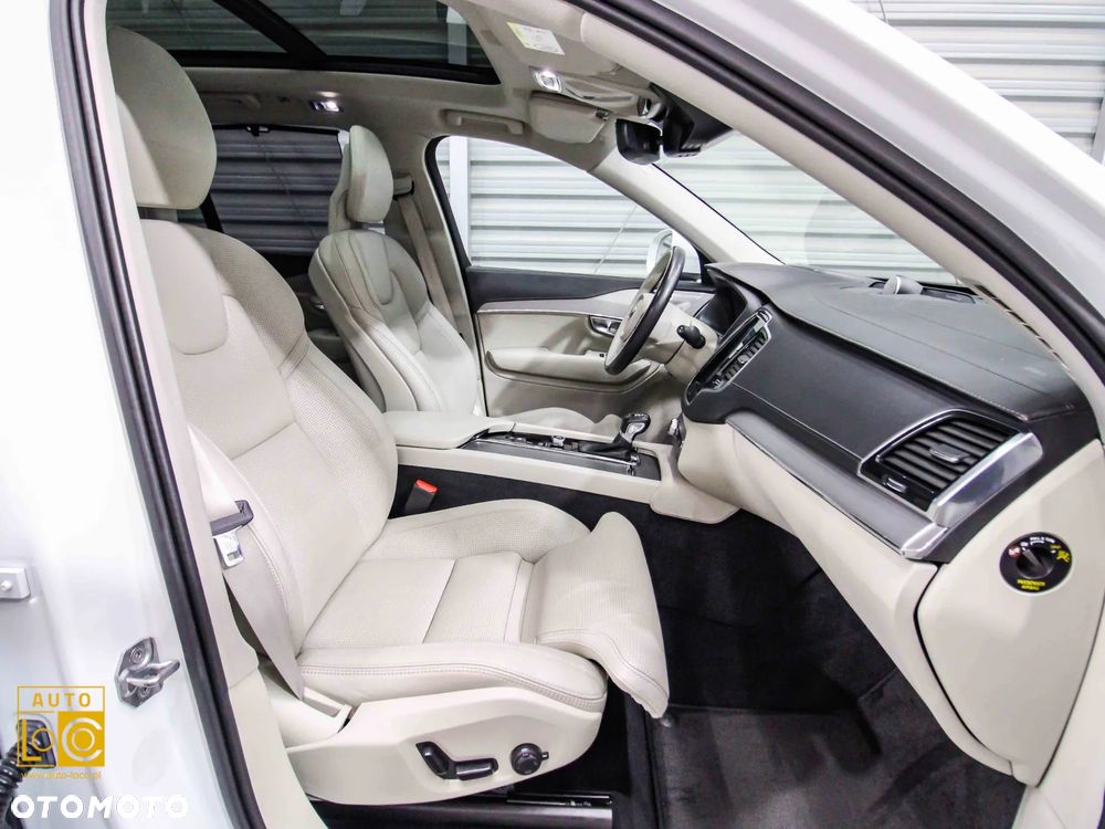 Volvo XC 90 D5 AWD Geartronic Inscription - 10