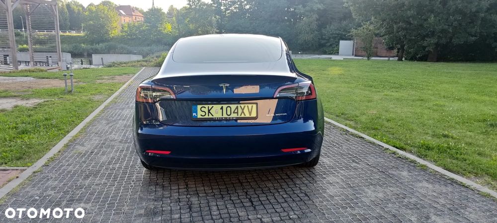 Tesla Model 3 - 5