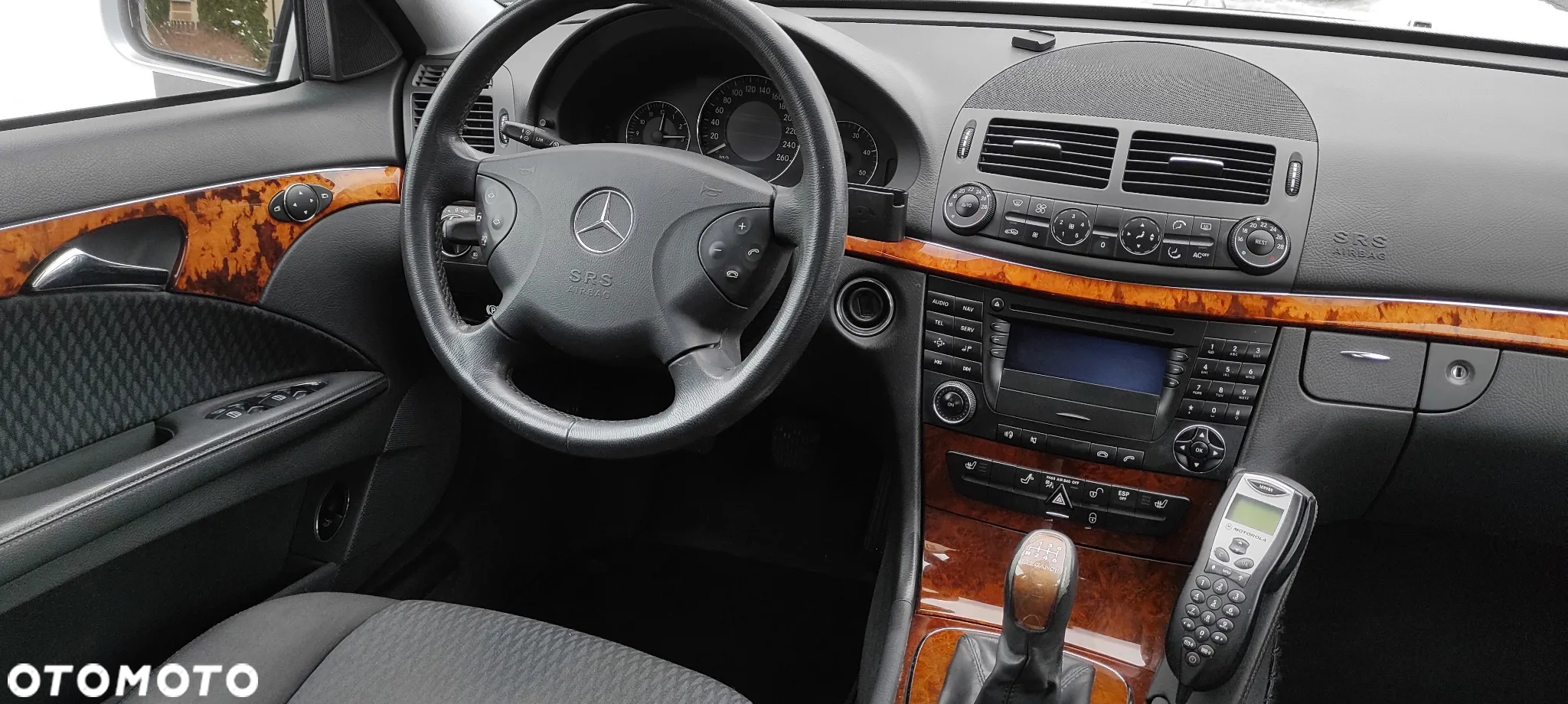 Mercedes-Benz Klasa E 200 CDI Elegance - 5