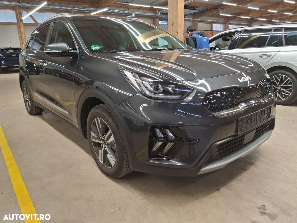 Kia Niro 1.6 GDI PHEV 2WD Aut. Spirit - 2