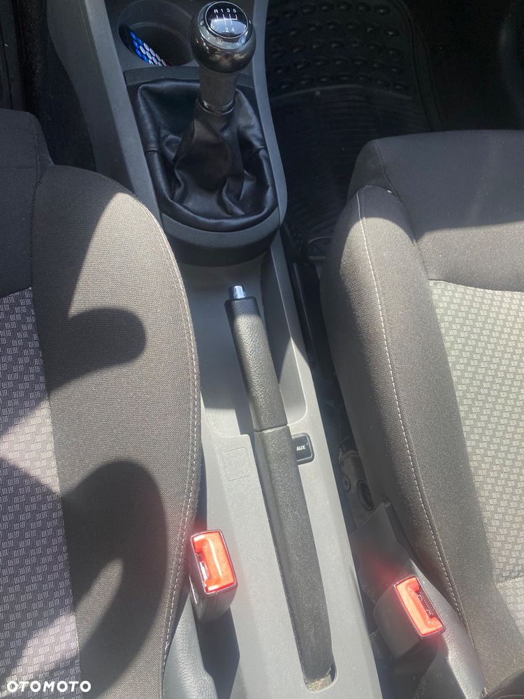 Seat Ibiza 1.4 16V Style - 11