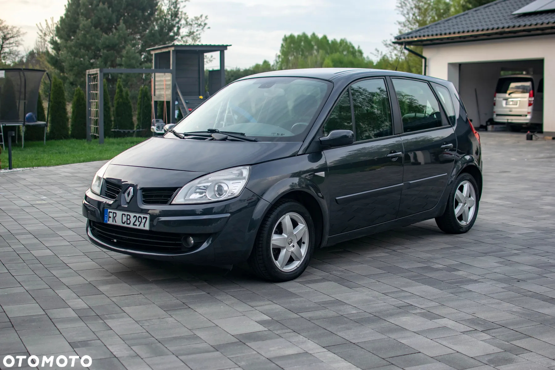 Renault Scenic - 27