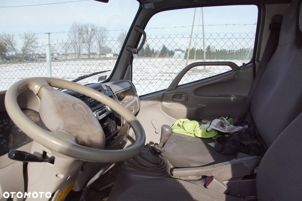 Auto na części - Toyota Dyna U300 VII 3.0 D-4D 109 KM 1KD-FTV 2007R Silnik Skrzynia Drzwi Maska Zderzak Lampa Lusterko Klamka Szyba Kabina Zabudowa Sterownik Moduł Czujnik Licznik Panel Kierownica - 10