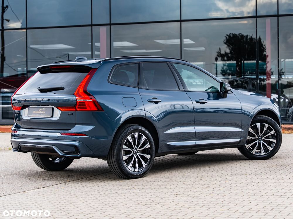 Volvo XC 60 B4 D Plus Dark - 13