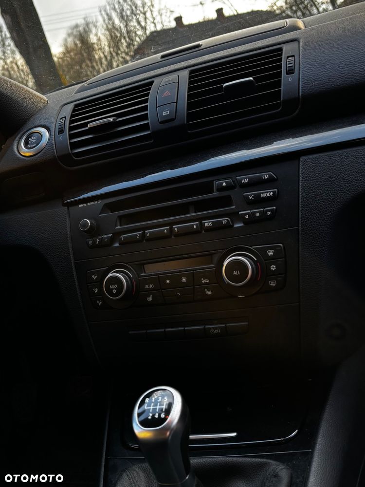 BMW Seria 1 116i - 15