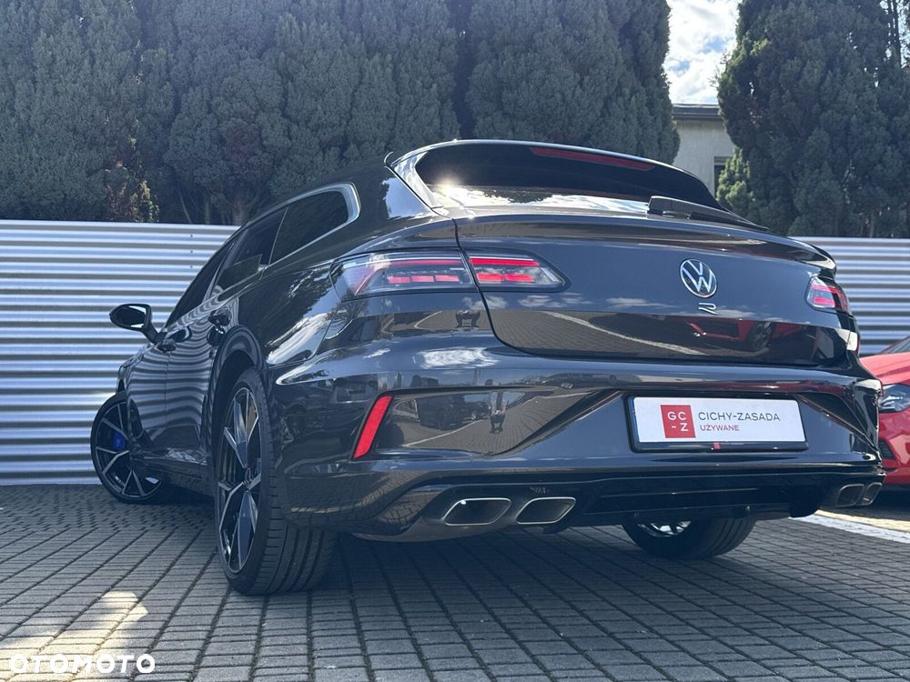 Volkswagen Arteon 2.0 TSI 4Motion R DSG - 33