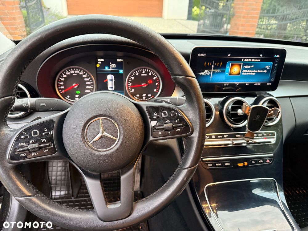 Mercedes-Benz Klasa C 160 9G-TRONIC - 9
