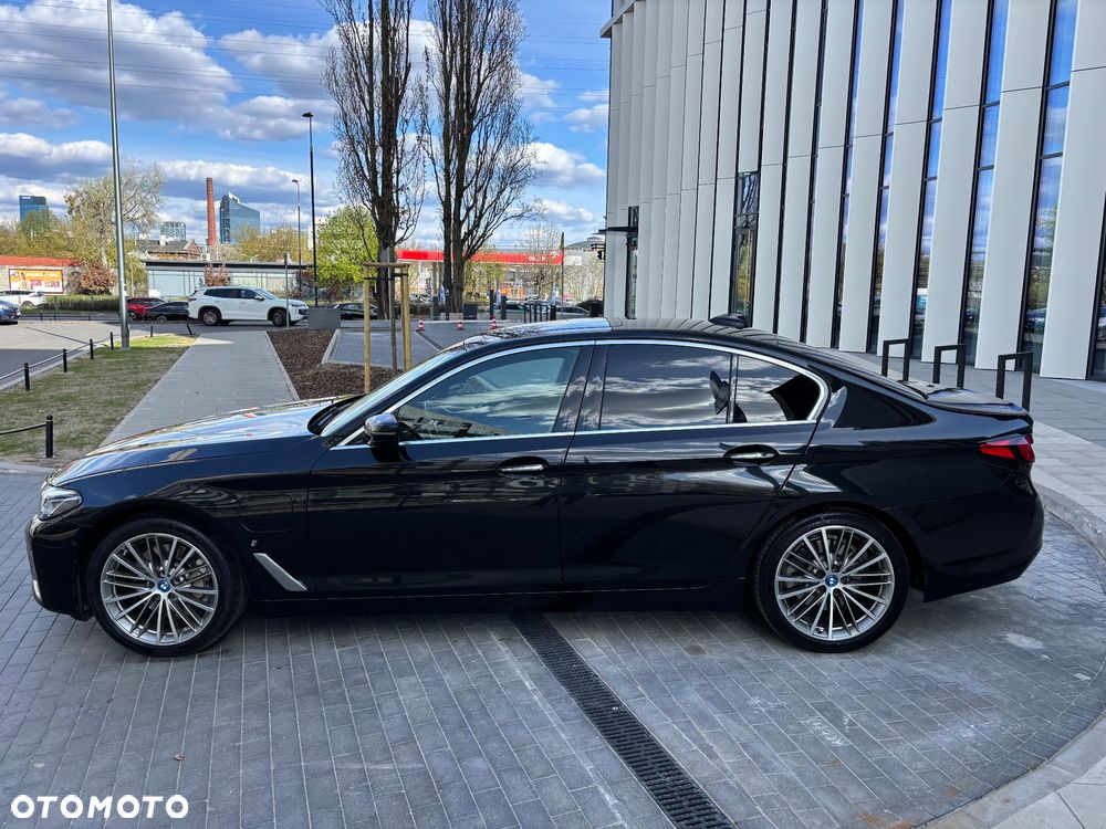 BMW Seria 5 530e iPerformance - 11