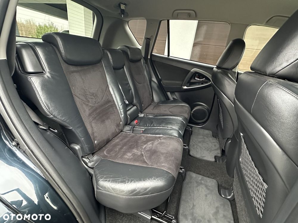 Toyota RAV4 2.0 VVT-i Premium - 26