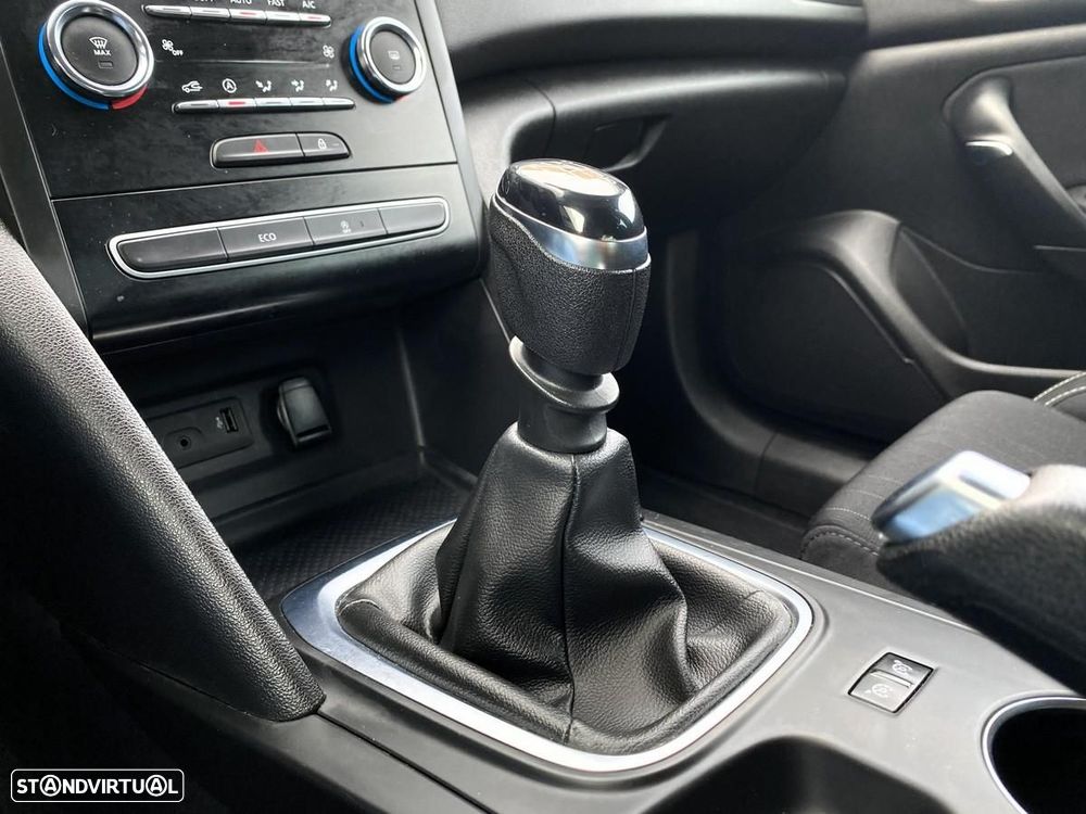 Renault Mégane 1.5 dCi Limited - 22