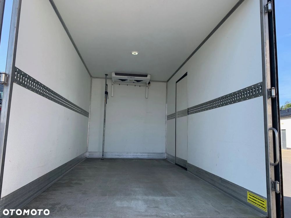 Volkswagen Crafter - 13