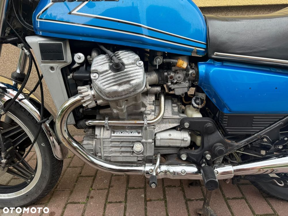 Honda CX - 16