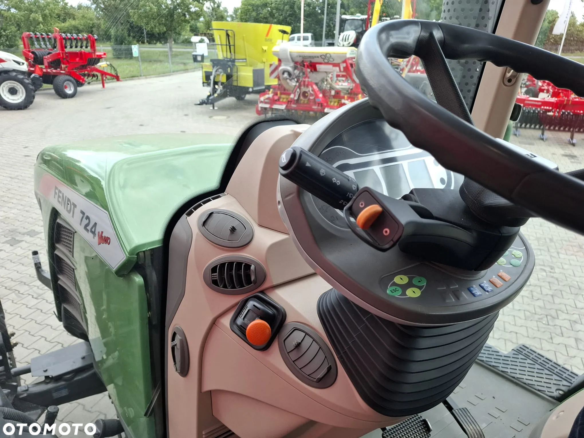 Fendt 724 Vario Profi Plus - 7