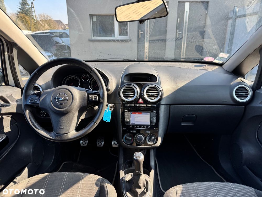 Opel Corsa - 10