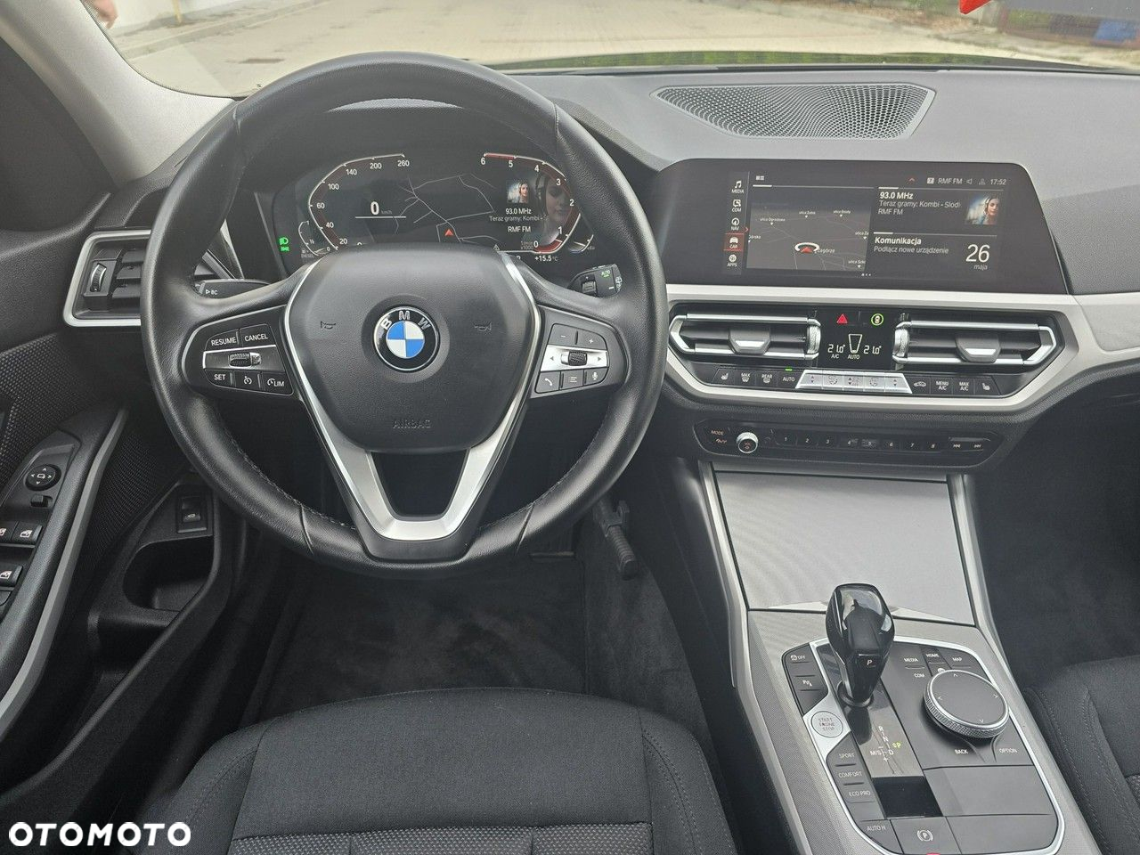 BMW Seria 3 318d Luxury Line - 24