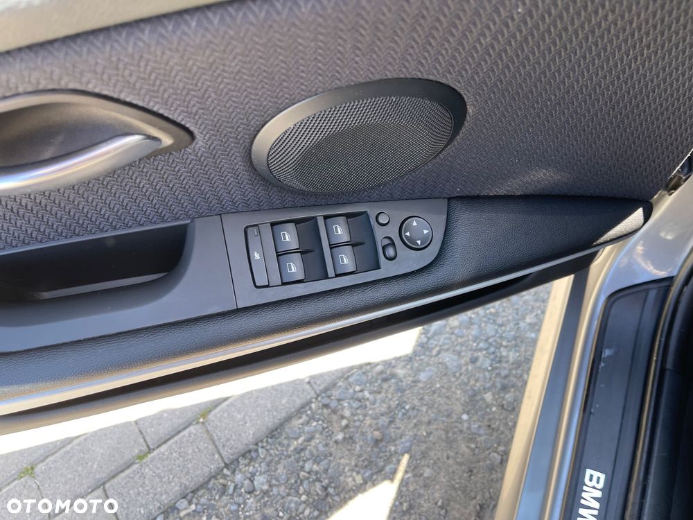 BMW Seria 3 316d - 14