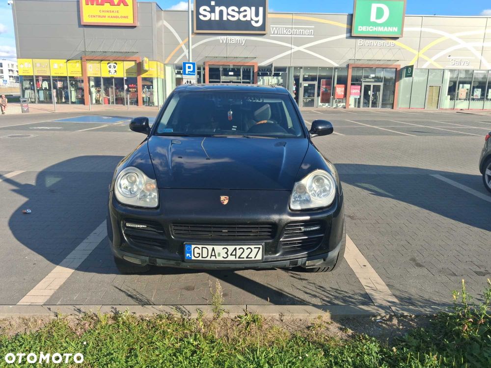 Porsche Cayenne - 2
