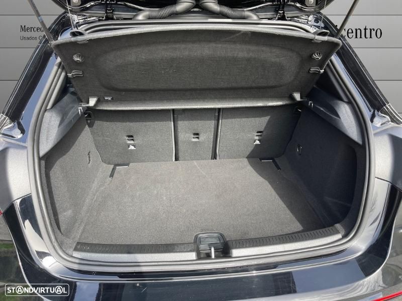 Mercedes-Benz A 180 d 8G-DCT AMG Line - 20