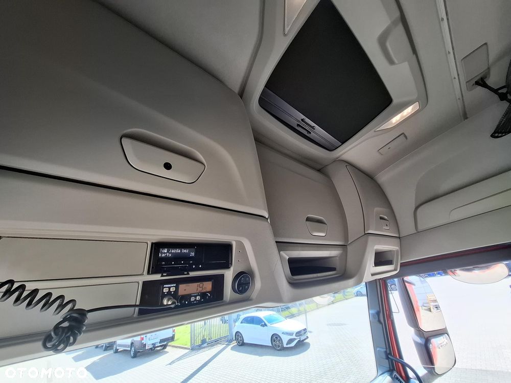 Iveco S-WAY - 16