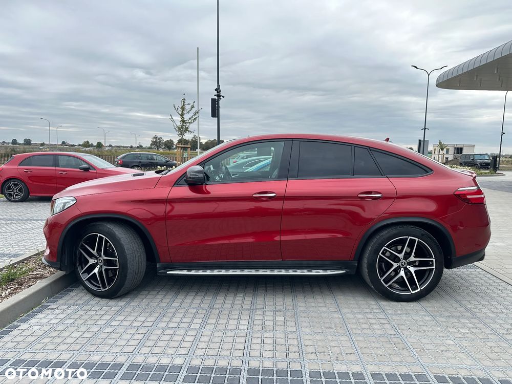 Mercedes-Benz GLE - 18