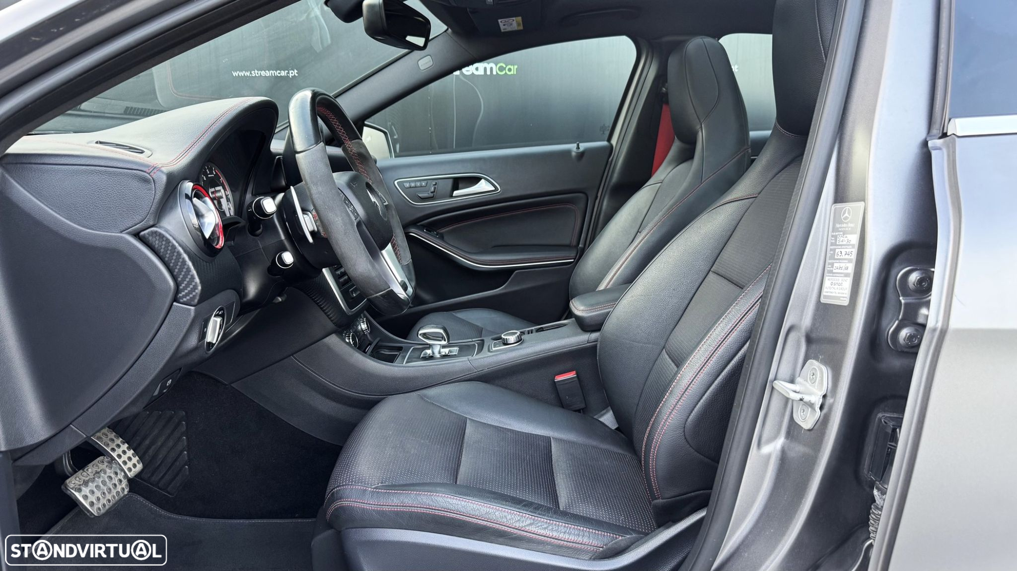 Mercedes-Benz A 45 AMG 4Matic Speedshift 7G-DCT - 13