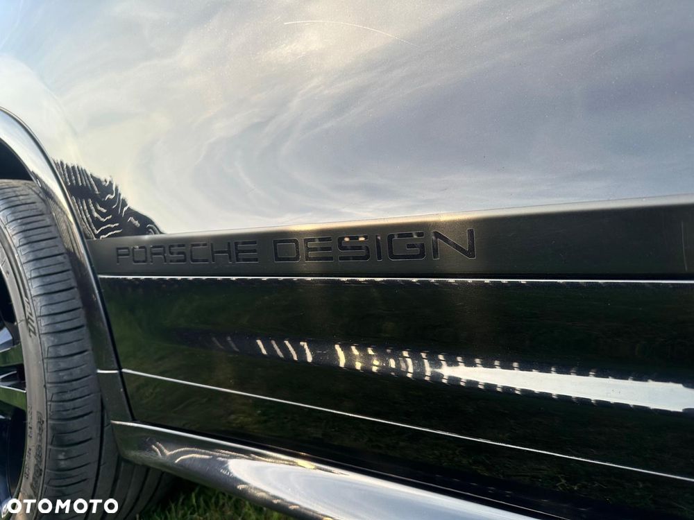 Porsche Cayenne Turbo - 10