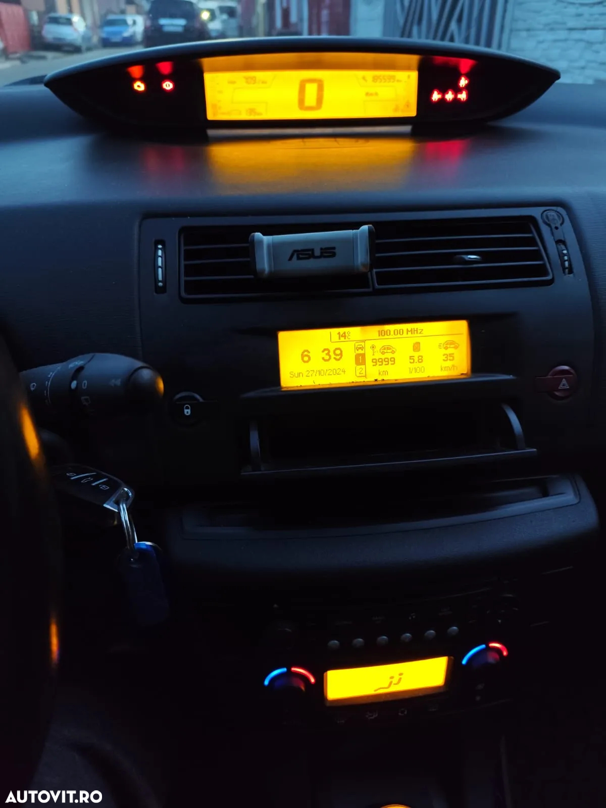 Citroën C4 1.6 HDI Style - 11