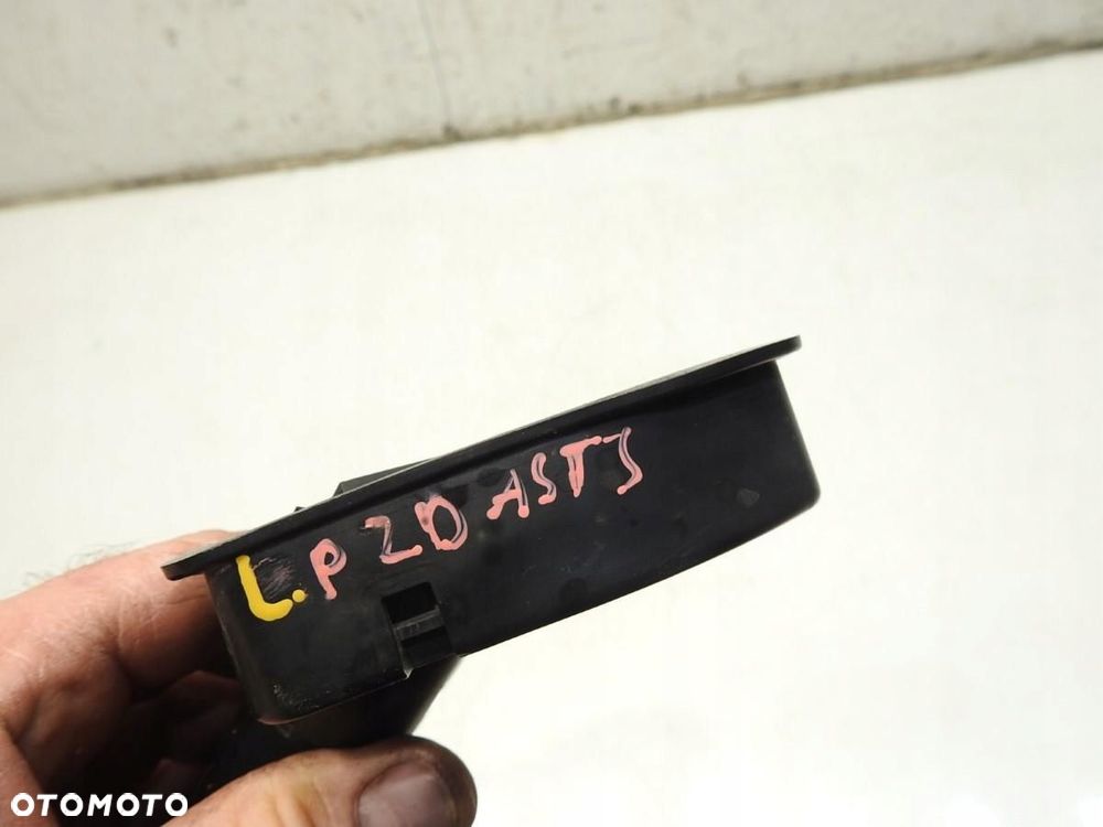 SPRYSKIWACZ LAMPY LEWY OPEL ASTRA J 13258407 - 2