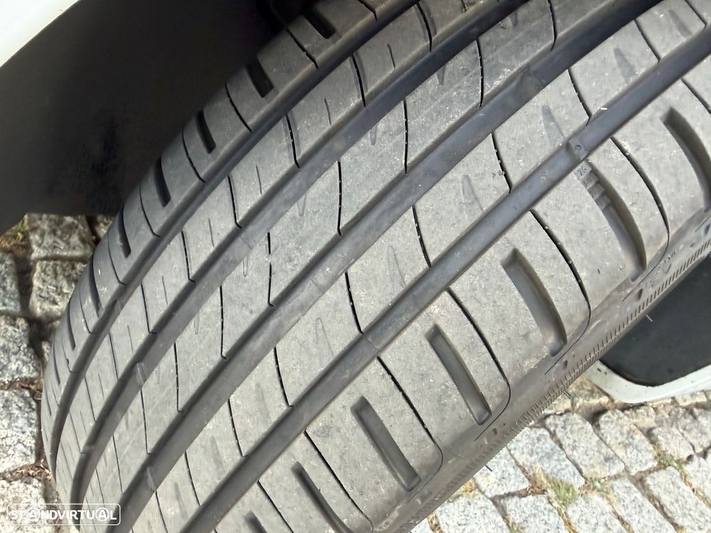 Renault Clio 0.9 TCe Limited - 26