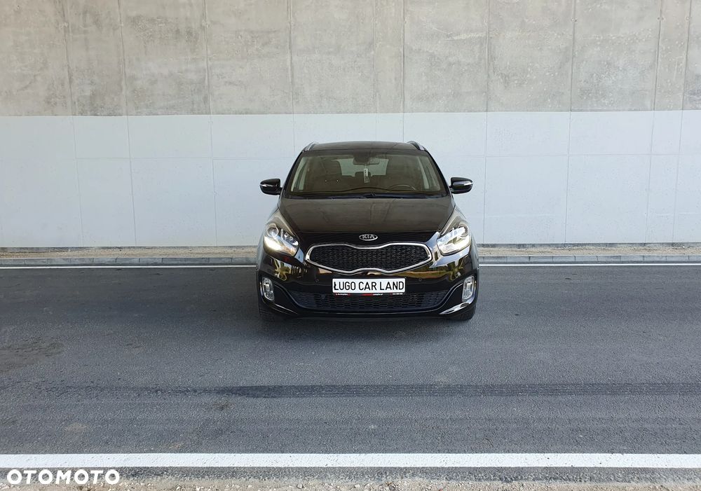 Kia Carens 1.6 GDI Dream-Team Edition - 9