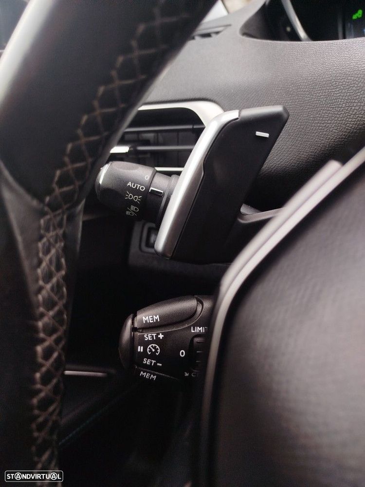 Peugeot 3008 1.2 PureTech GT Line Grip Control EAT6 - 7