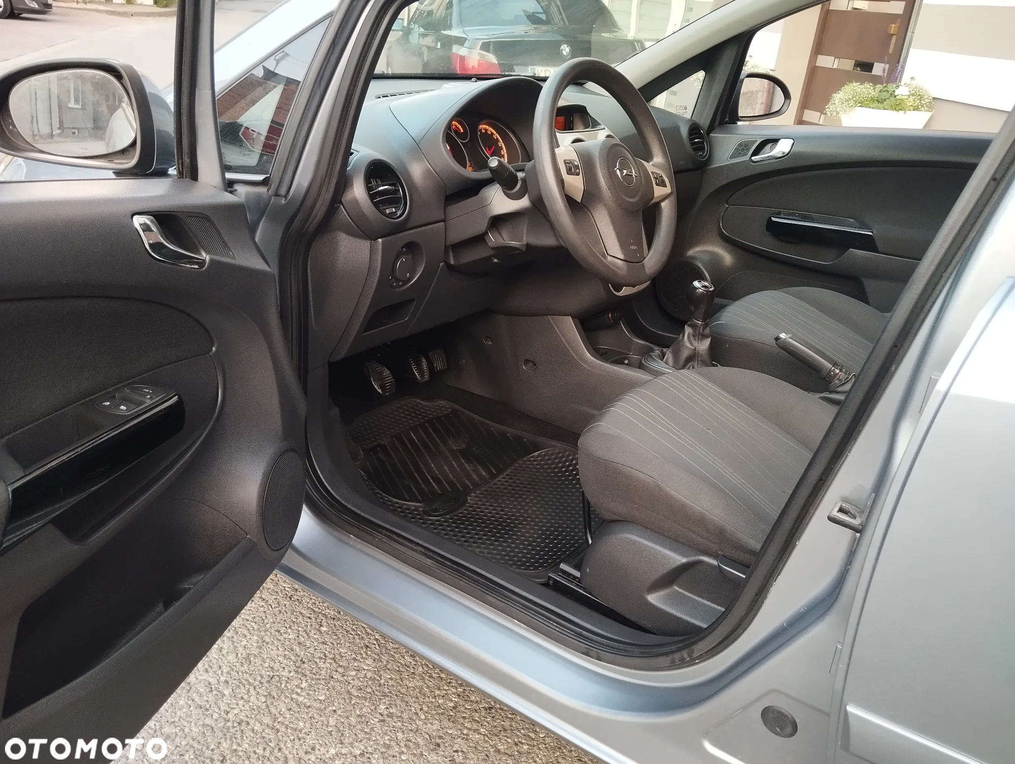 Opel Corsa - 13