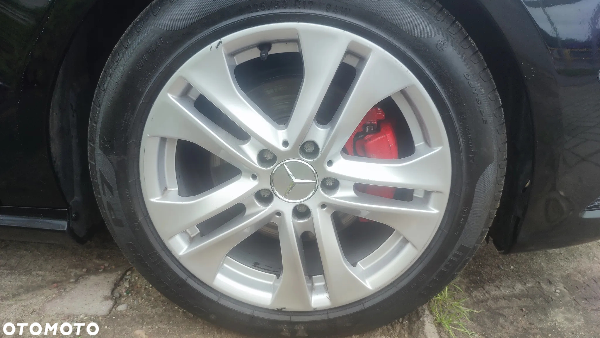 Mercedes-Benz CLA Shooting Brake 180 AMG Line - 18