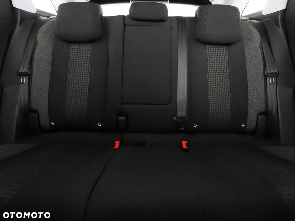 Peugeot 3008 BlueHDi 130 Stop & Start EAT8 Active Business-Paket - 19