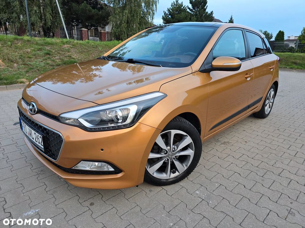 Hyundai i20 - 20