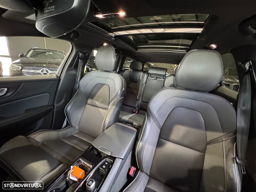 Volvo V60 2.0 T6 AWD TE R-Design - 34