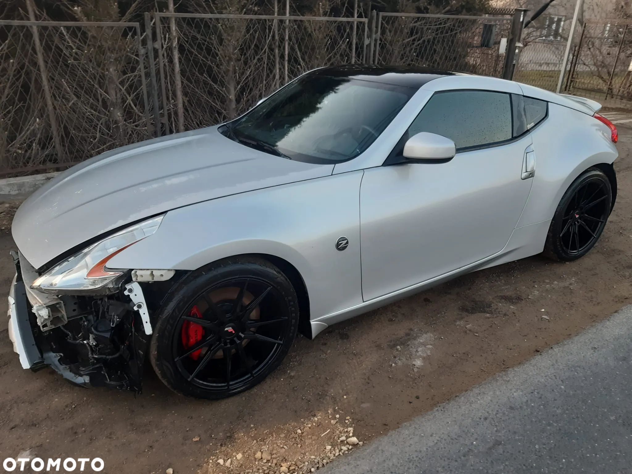 Nissan 370 Z - 1