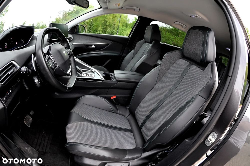 Peugeot 5008 1.5 BlueHDi Allure S&S EAT8 - 17