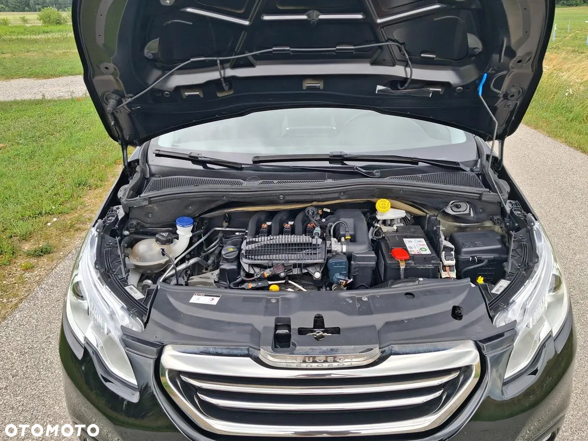 Peugeot 2008 PureTech 110 Stop&Start Signature - 22