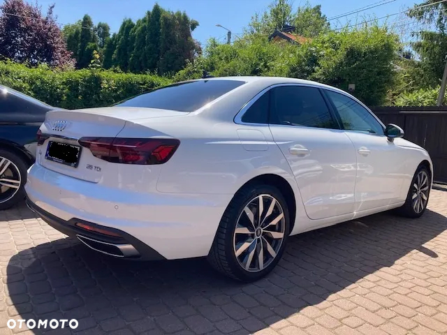 Audi A4 - 4