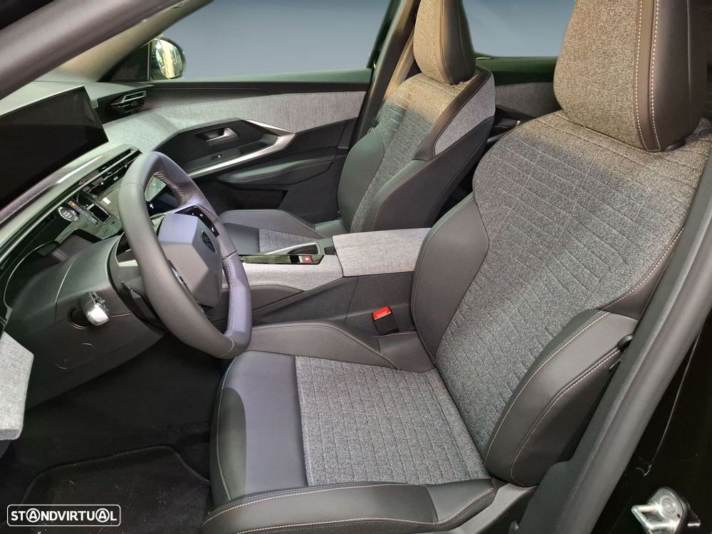 Peugeot 3008 1.2 Hybrid Allure e-DCS6 - 11