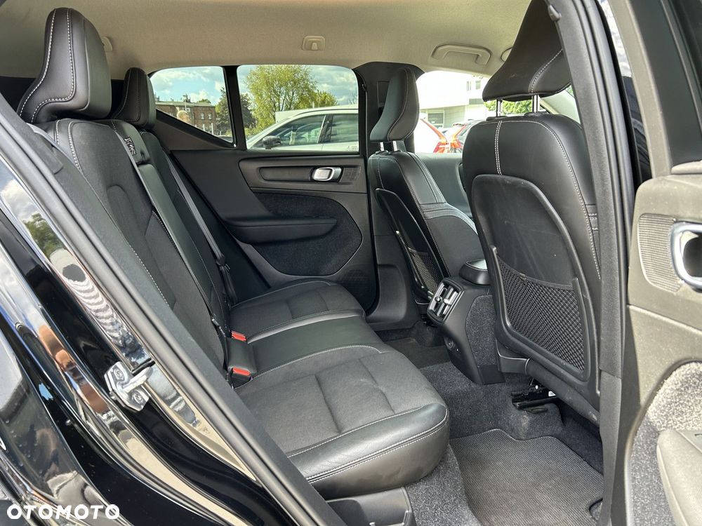 Volvo XC 40 - 29