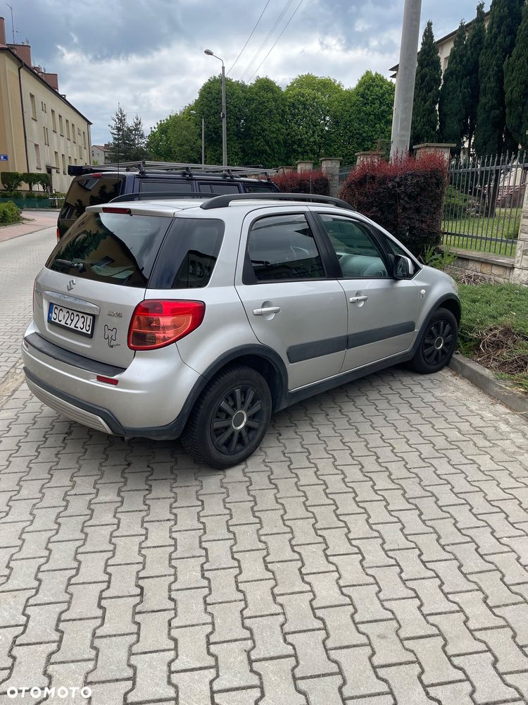 Suzuki SX4 1.6 VVT 4x2 Comfort - 3