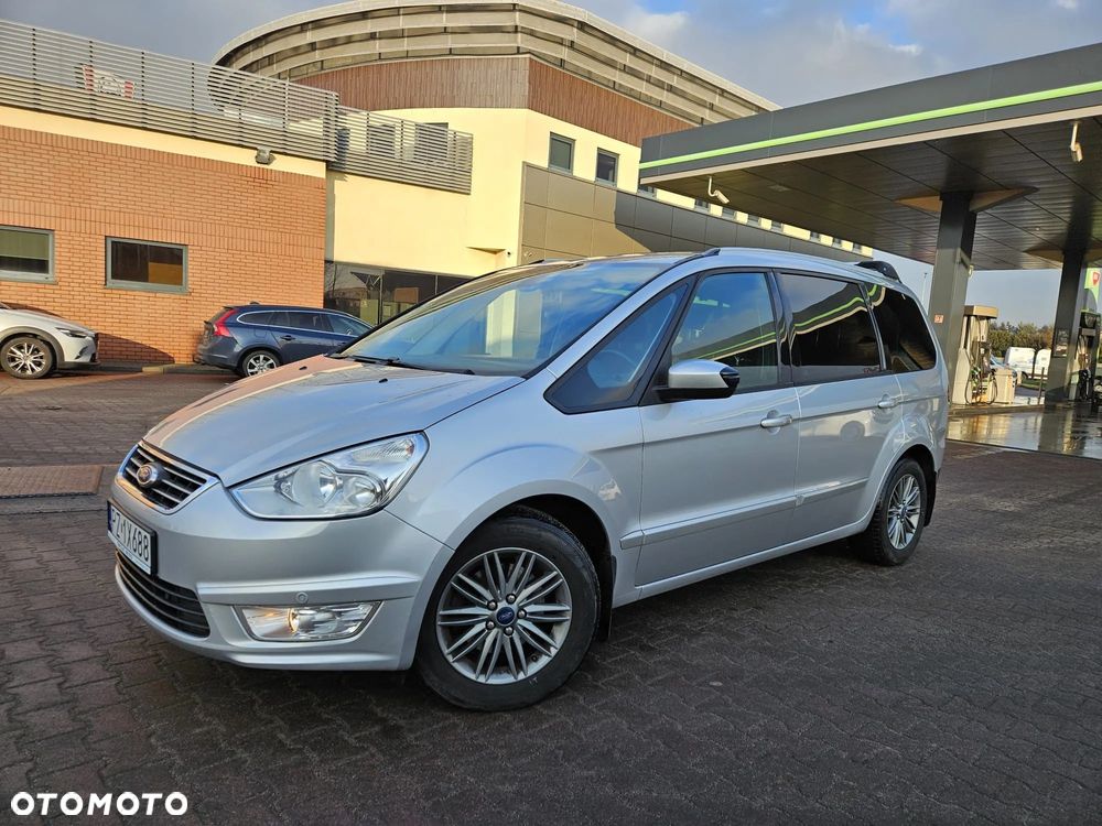 Ford Galaxy - 8