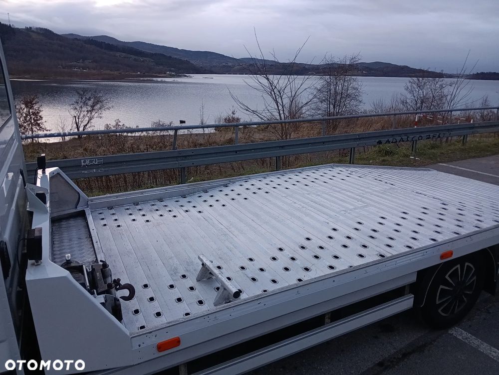 Iveco DAILY NPS - 17