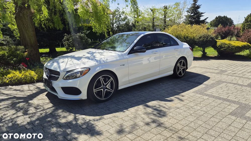 Mercedes-Benz Klasa C AMG 43 4Matic 9G-TRONIC - 31